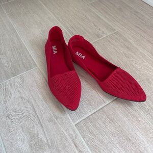 Mia Red Flats